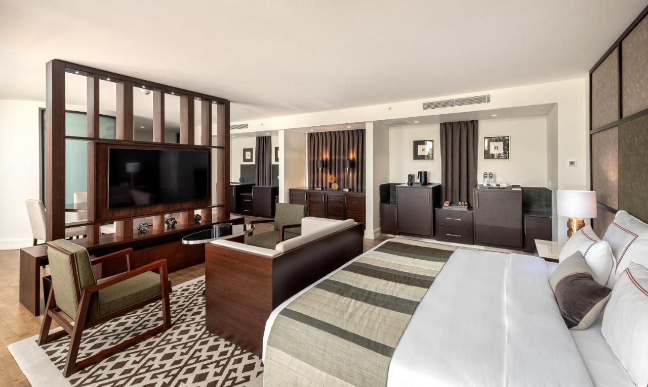 The Stay Boulevard Nisantasi Istanbul Exterior photo Suite