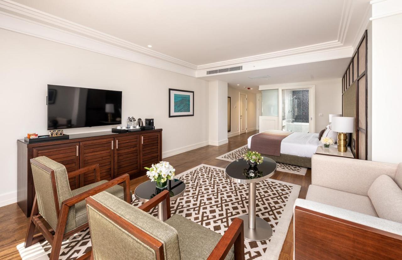 The Stay Boulevard Nisantasi Istanbul Exterior photo A suite at the hotel