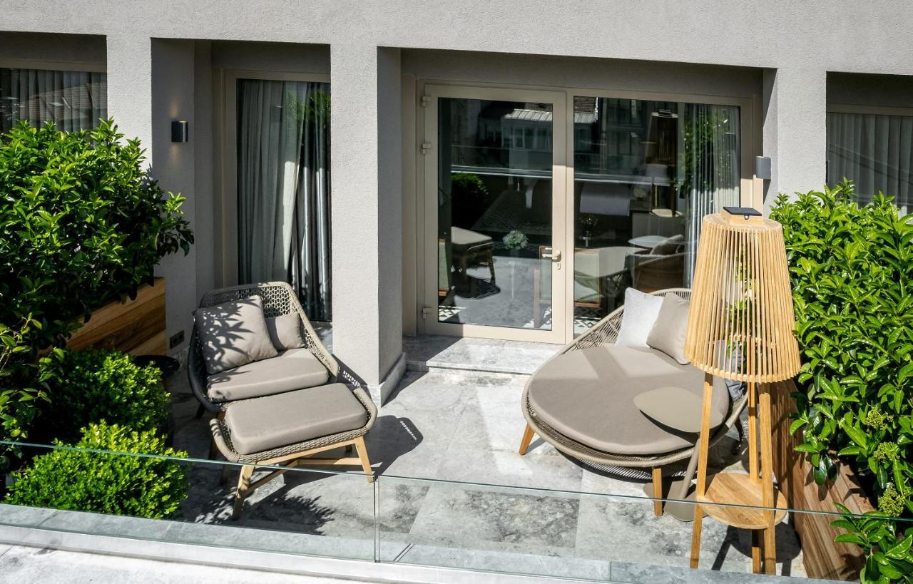 The Stay Boulevard Nisantasi Istanbul Exterior photo A balcony at a hotel