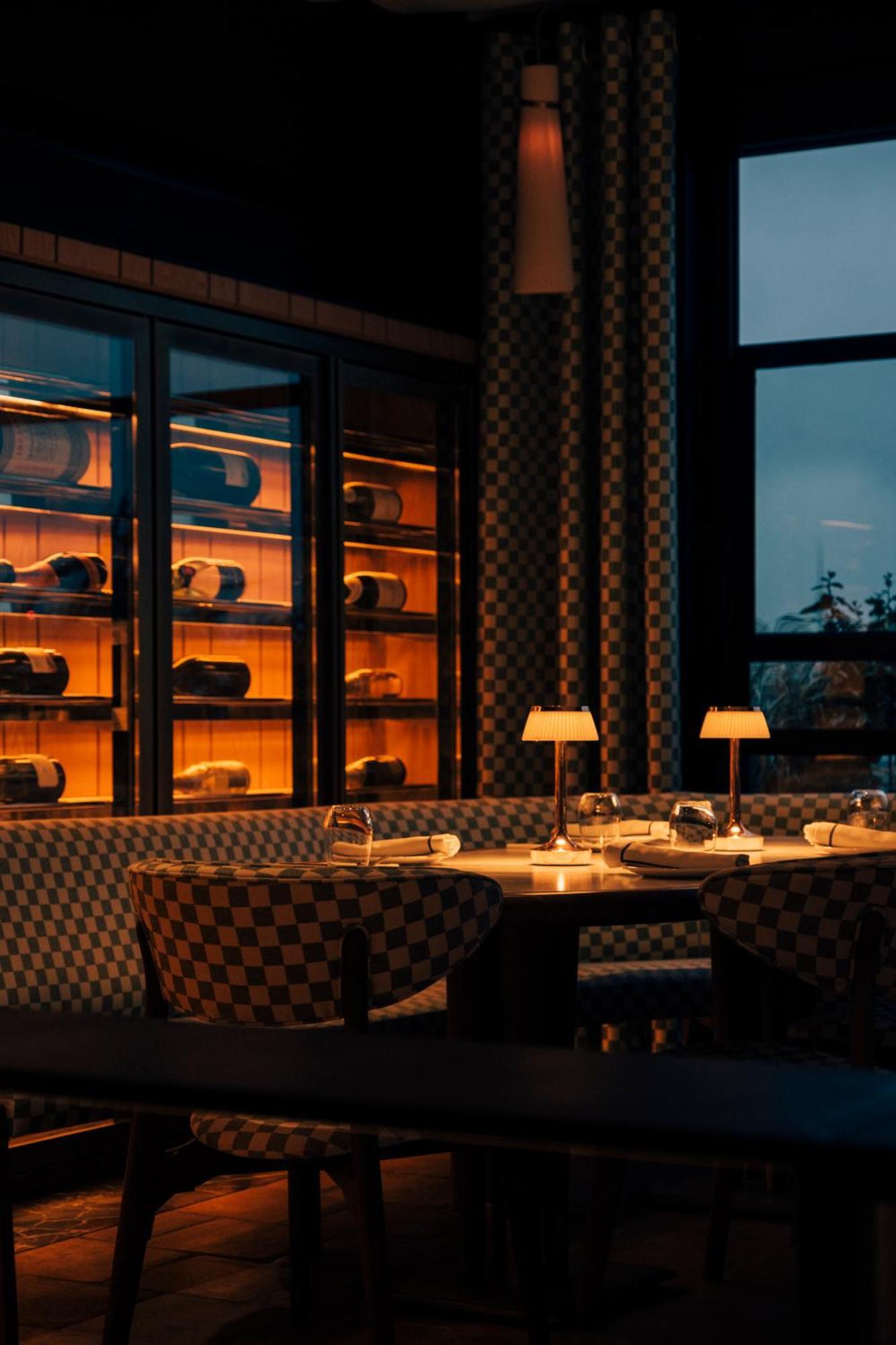 The Stay Boulevard Nisantasi Istanbul Exterior photo The interior of the restaurant